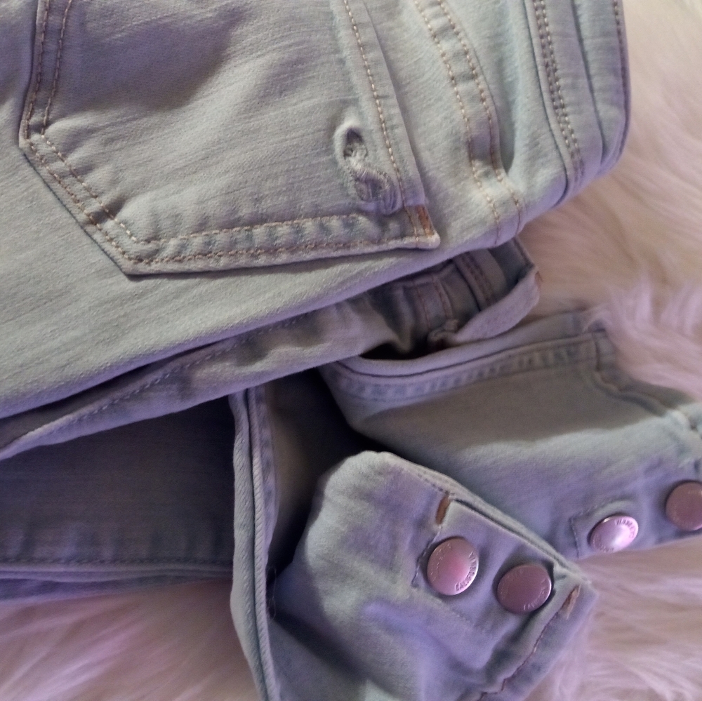 🎄Cute Lil' Hollister Jean Leggings